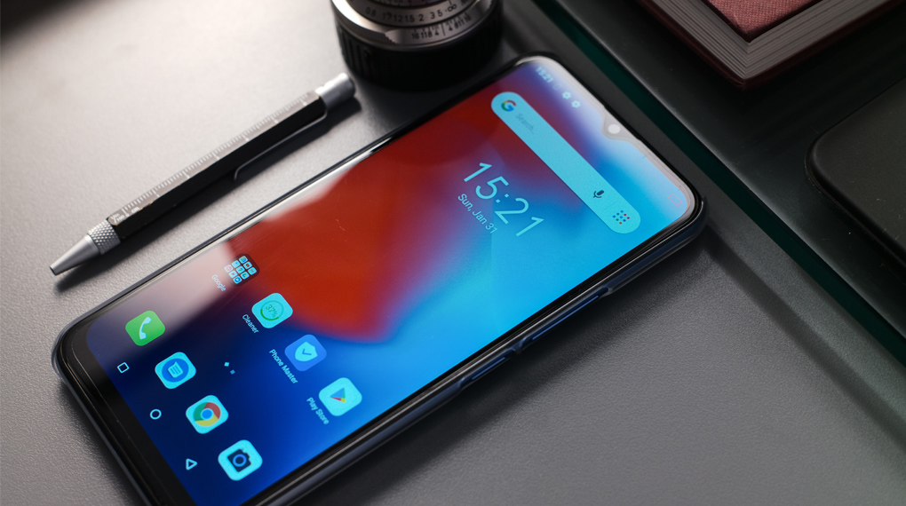 Mặt kính cong 2.5D - Itel L6502 Mặt kính cong 2.5D - Itel L6502